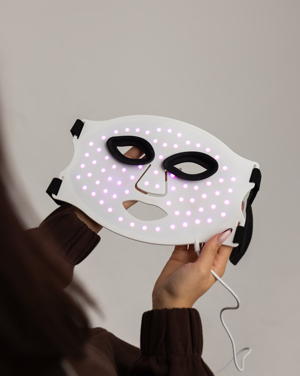 LumenLuxe LED maska s fialovým svetlom – kombinácia modrého a červeného svetla